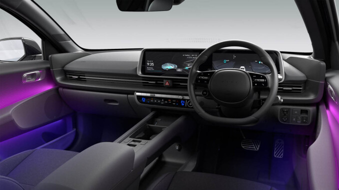 Hyundai IONIQ 6 168kW Premium 77kWh 4dr Auto Electric Saloon - Image 4